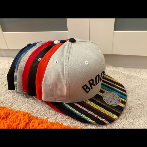 Reebok Classic “R” Hat - Picture 6 of 6